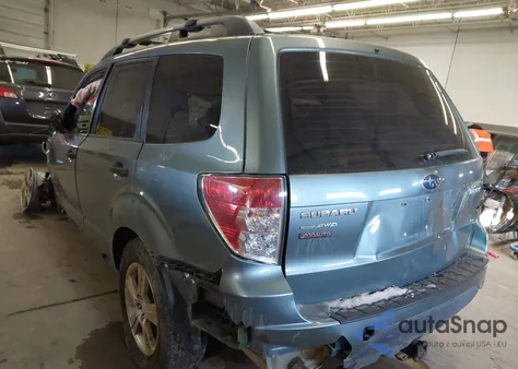 2011 Subaru Forester 2.5X из США, поврежденный, VIN JF2SHABC5BH782056